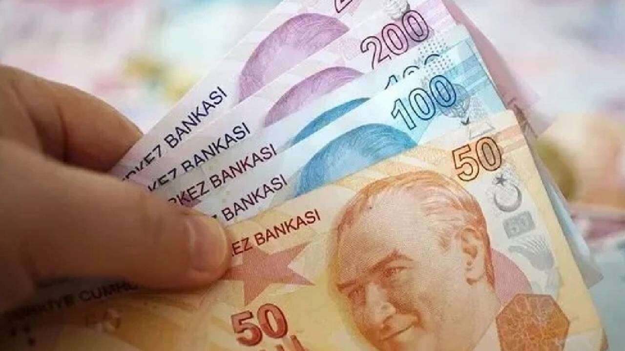 EYT’yi tek günle kaçıranlar dikkat: 40 yaşında emekli olabilirsiniz, işte masadaki o tablo! 2